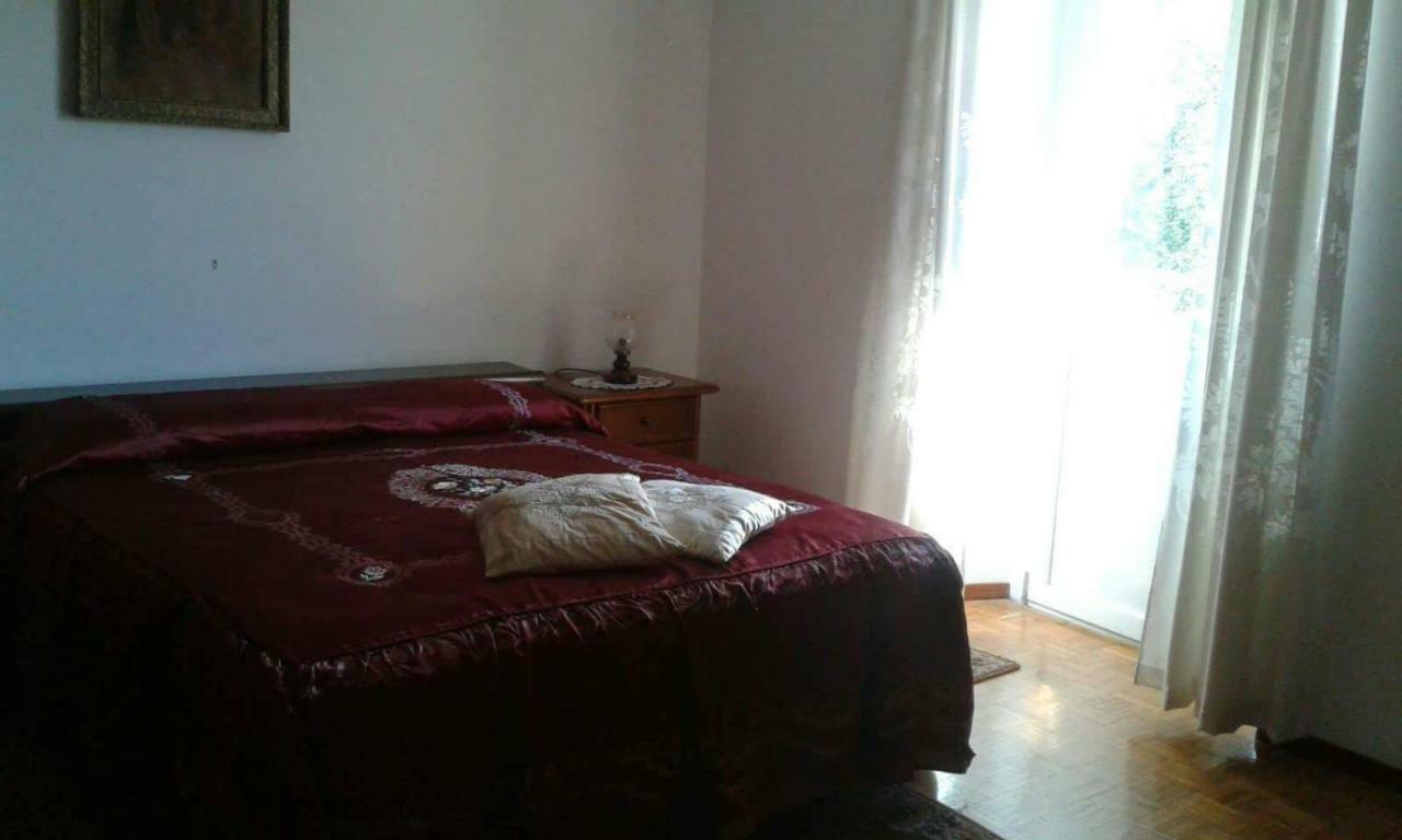 Garda Appartement Riva del Garda Buitenkant foto
