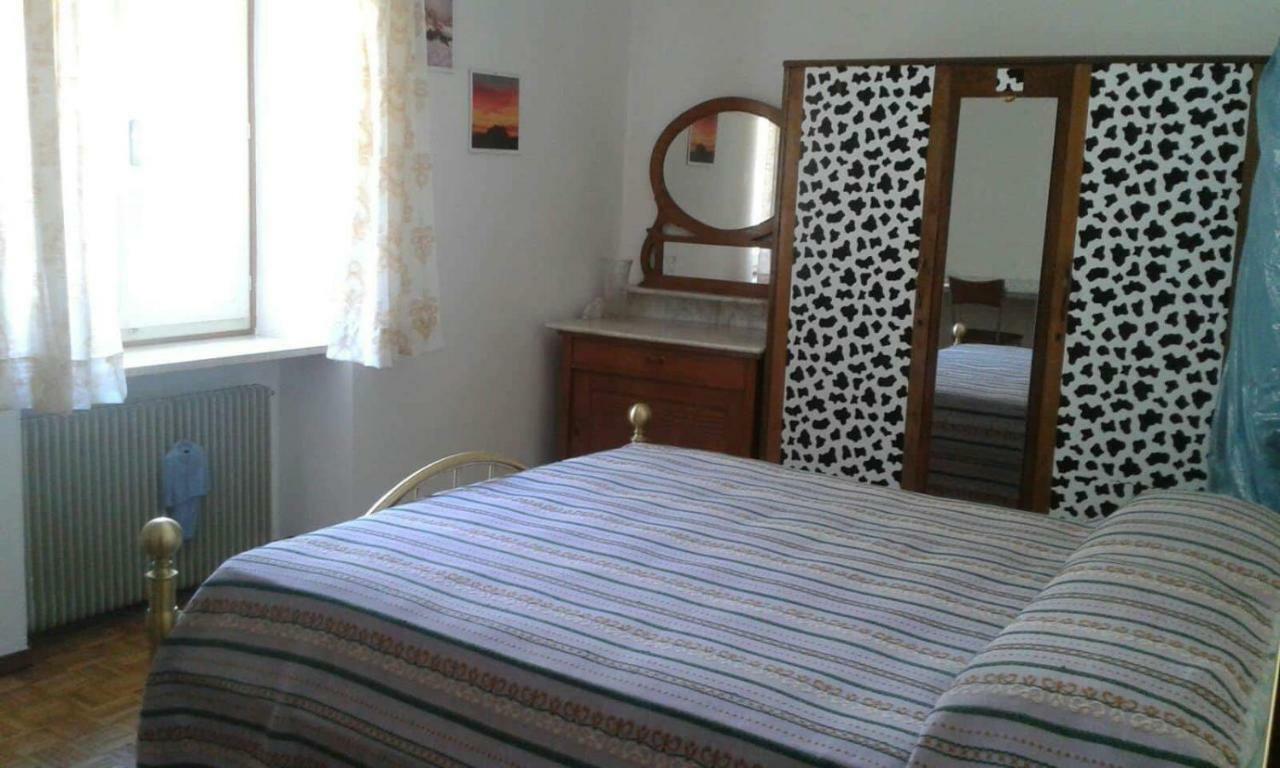 Garda Appartement Riva del Garda Buitenkant foto